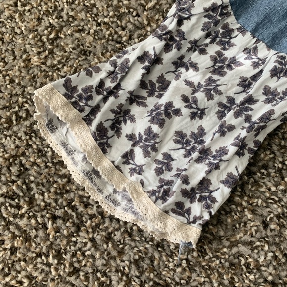 chambray patch top - Picture 2 of 4